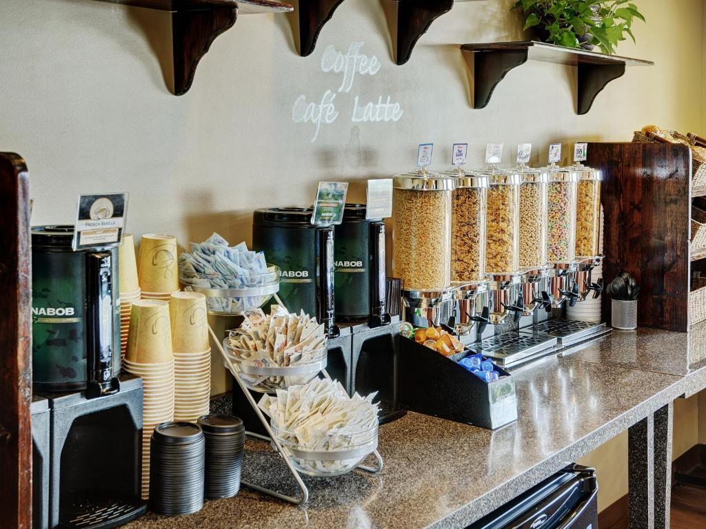Lakeview Inns & Suites - Slave Lake Luaran gambar