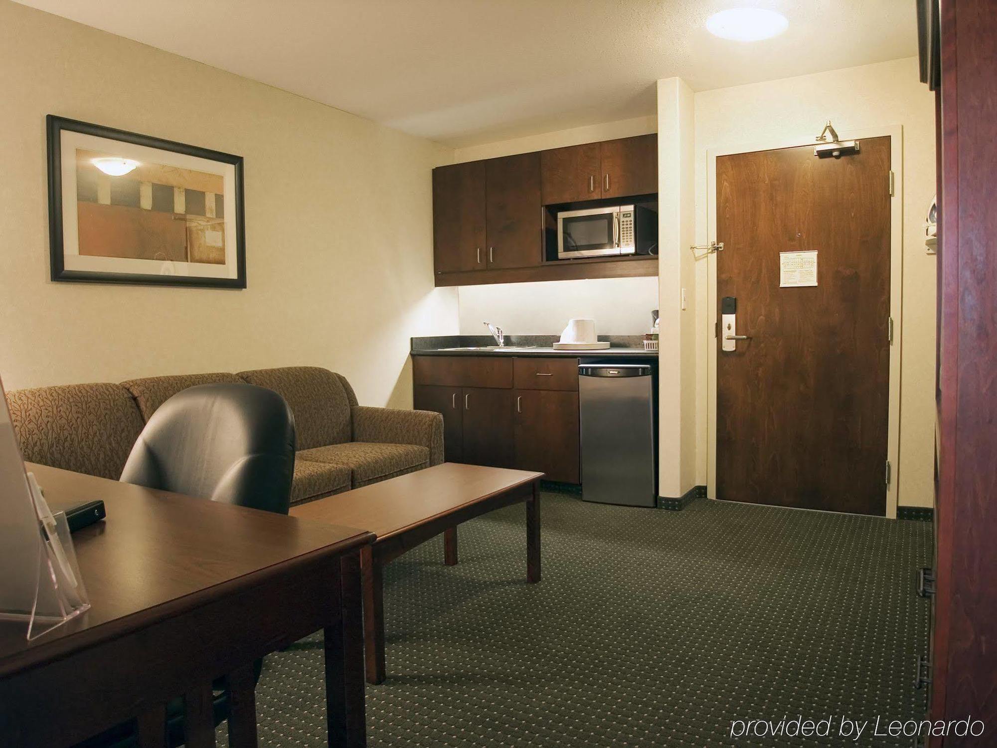 Lakeview Inns & Suites - Slave Lake Bilik gambar